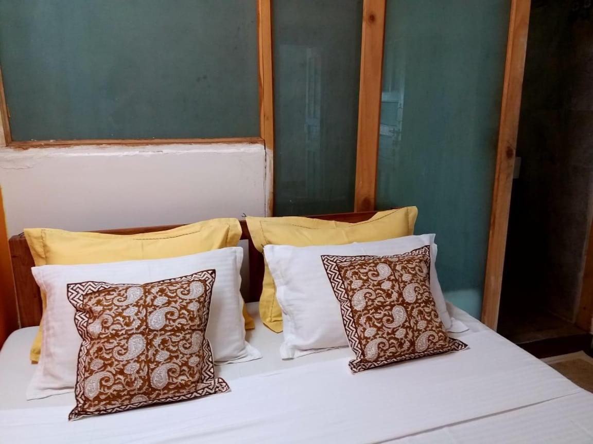 Hotel U-Turn Pushkar Eksteriør bilde